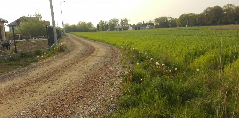 Kupili działki, a z problemami zostali pozostawieni sami sobie