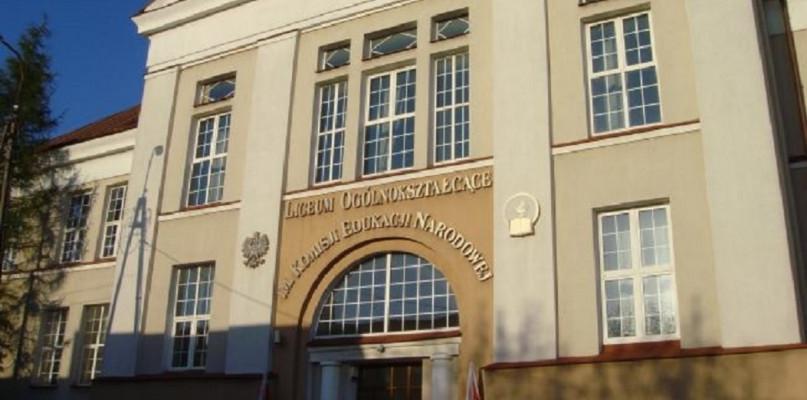 Fałszywy alarm bombowy w przasnyskim Liceum