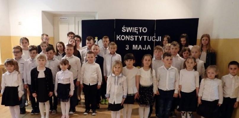 Recytowali poezję patriotyczną i śpiewali pieśni