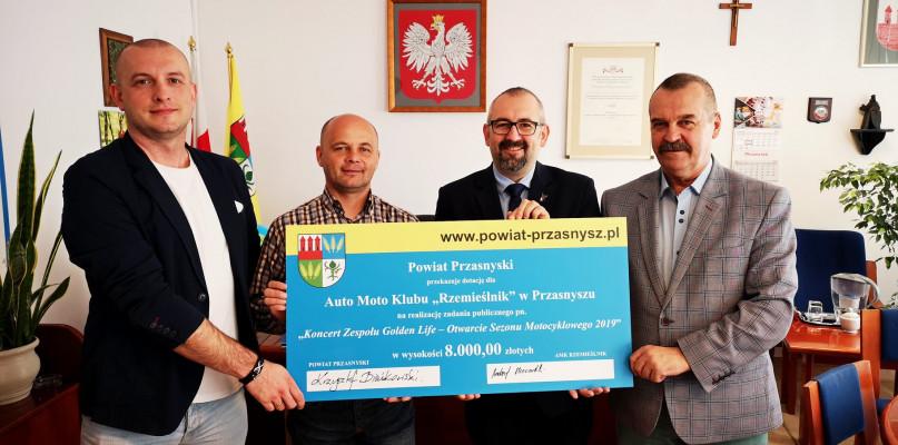 Zarząd Powiatu dofinansował koncert zespołu 