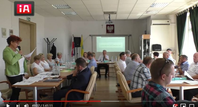 Kłótnia na sesji Rady Gminy. Były starosta totalnie krytykowany [Wideo]