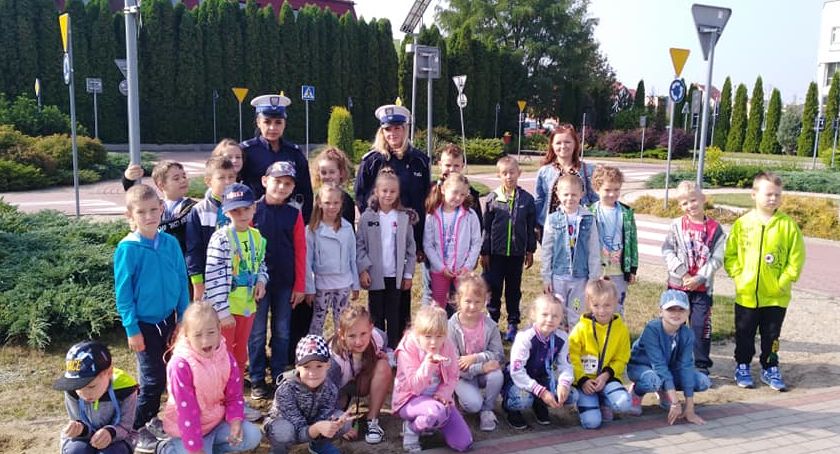Policjantki ruchu drogowego spotkały się z uczniami 