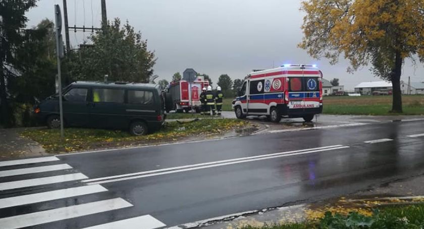 Wypadek w Turowie. Dwie osoby poszkodowane [Aktualizacja + Zdjęcia]