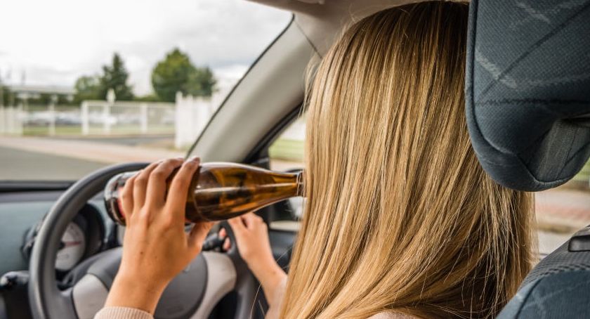 Nietrzeźwa kierująca. 61 letnia kobieta zatrzymana - Miała blisko 2 promile alkoholu