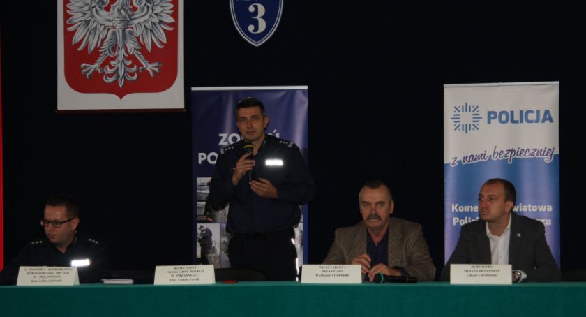 Debata społeczna w Przasnyszu