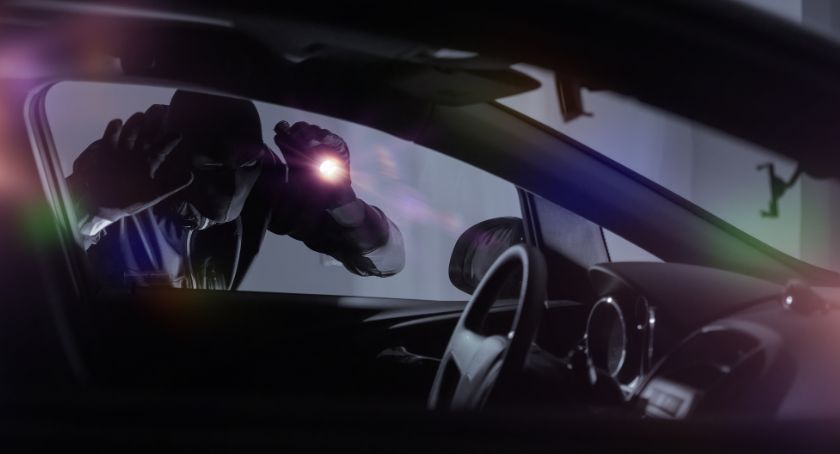 W Przasnyszu, skradli auto warte ponad 60 tys. złotych