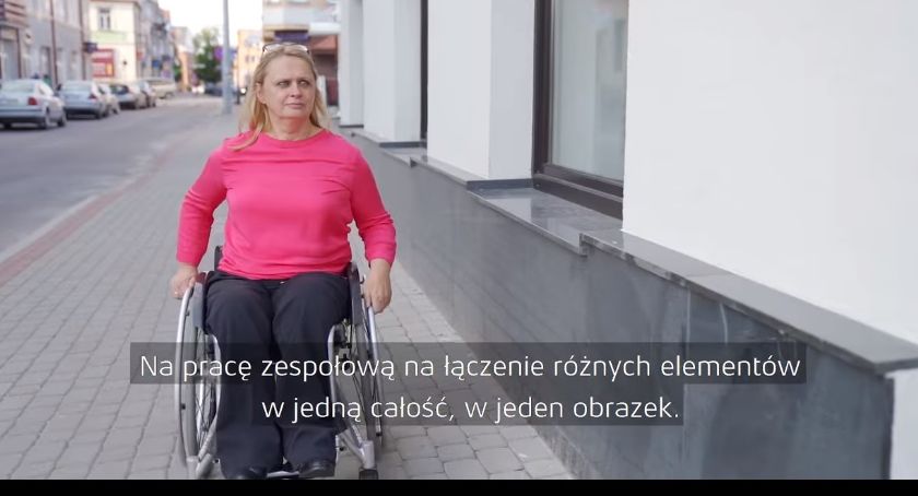 Supermoce w Miejskiej Bibliotece Publicznej  [wideo]