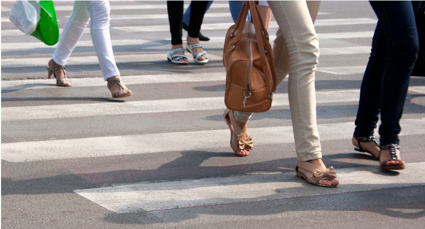 80-latek stracił prawo jazdy, wcześniej potrącił dwie piesze.