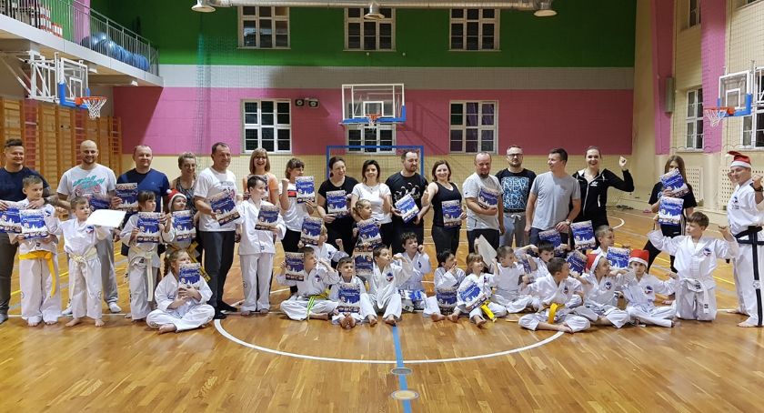 Świąteczne zmagania w Taekwon-do Cobra Team