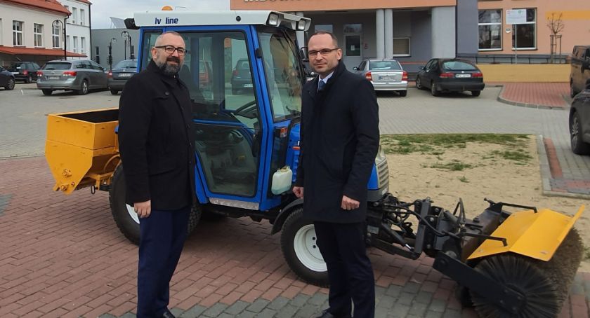 Współpraca się opłaca – Powiat Przasnyski wsparł finansowo Gminę Jednorożec 