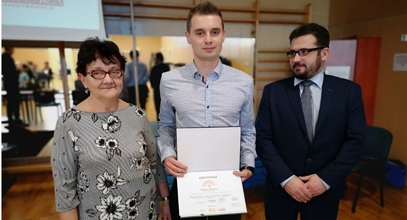 60. seniorów z Miasta i Gminy Chorzele z własną Ogólnopolską Kartą Seniora!