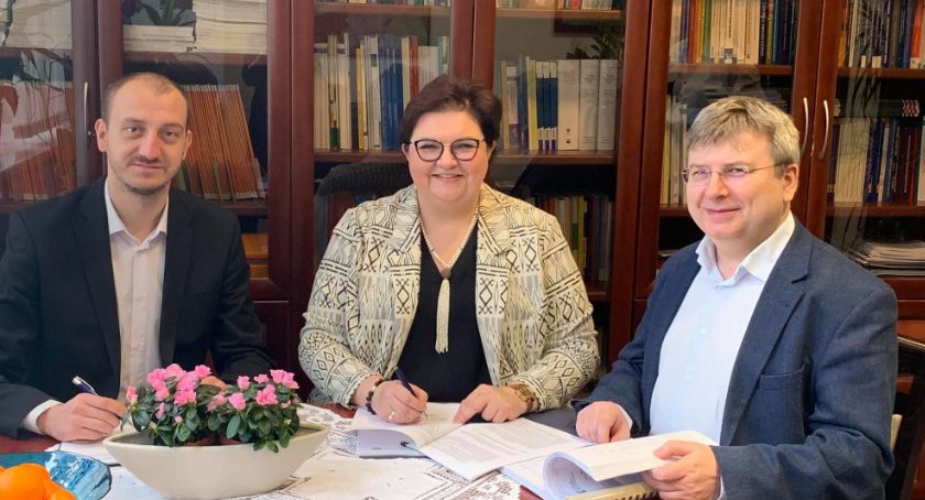 Miasto Przasnysz jako pierwsze w Polsce weszło w innowacyjny projekt społeczny