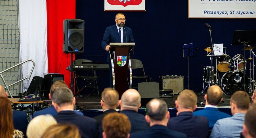 Starosta przasnyski Krzysztof Bieńkowski o najważniejszych inwestycjach powiatowych w 2020 roku.