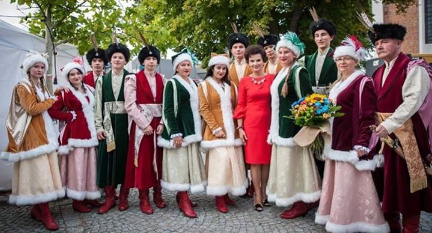 Interesują cię tańce historyczne? Zgłoś się do przasnyskiego Zespołu - trwa rekrutacja