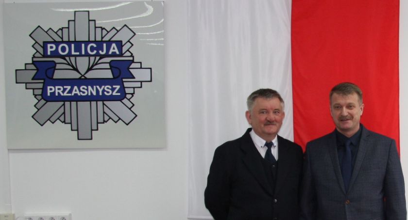 Pożegnanie policjantów odchodzących na emeryturę.