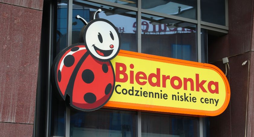 Duże zmiany dla klientów i pracowników sieci Biedronka