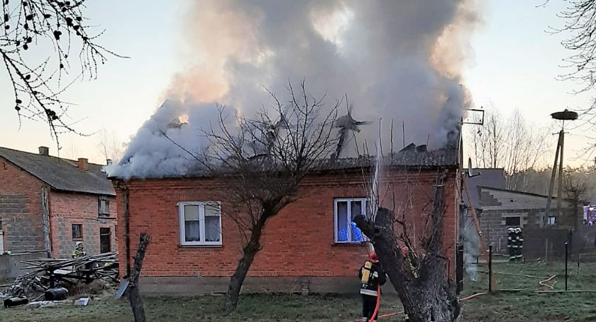 Pożar domu mieszkalnego w miejscowości Łazy [Aktualizacja]