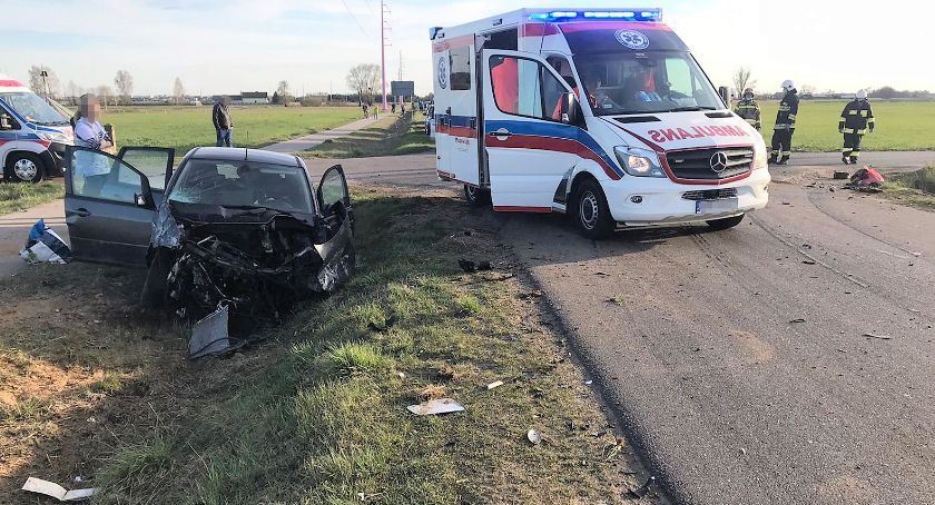 Zderzenie osobówki z samochodem dostawczym [Zdjęcia]