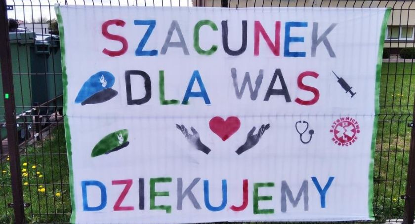 Żołnierze i pracownicy RON 2.ORel wspierają morale innych służb w czasie epidemii