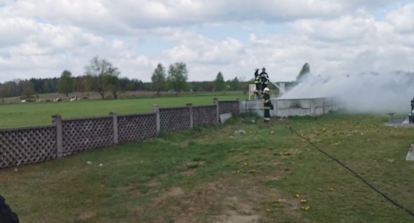 Pożar boksu na śmieci we Wsi Duczymin