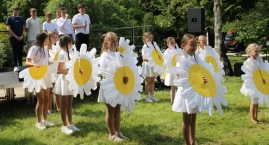 Gminny Dzień Dziecka w Parku Podworskim w Lesznie – radość, zabawa i edukacja!