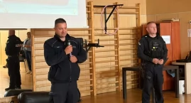 „Kręci mnie bezpieczeństwo w lecie”. Policjanci z Ch&hellip;