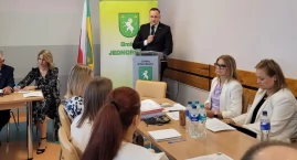 Jednogłośne poparcie dla wójta. Rada Gminy Jednoroże&hellip;