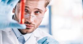 Dwie osoby hospitalizowane z podejrzeniem COVID-19