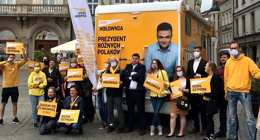 Szymon Hołownia w sobotę odwiedzi Kartuzy