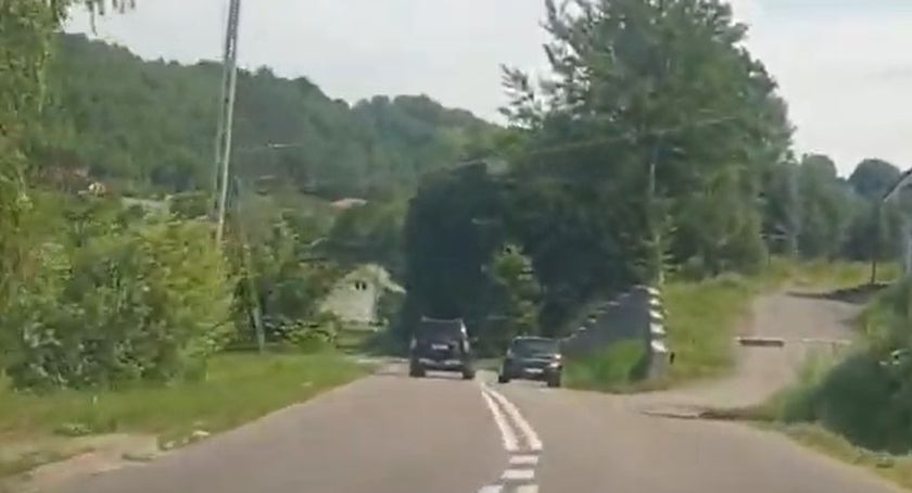 Mistrzowie kierownicy - wyprzedzanie na podwójnej ciągłej i jazda całą szerokością jezdni