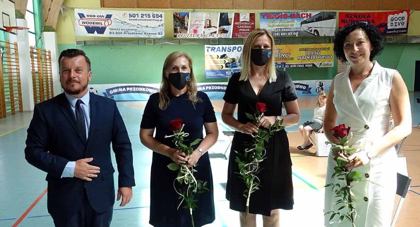 Przodkowo. Nagrodzono laureatów konkursów i ich opiekunów