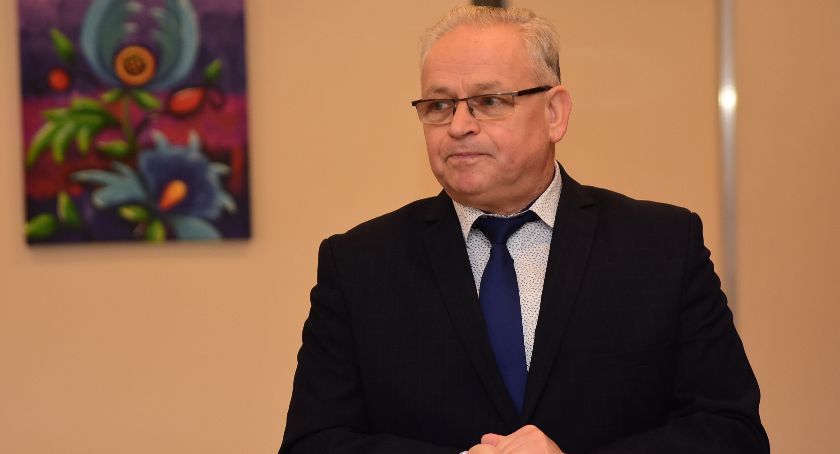 Marian Kowalewski, wójt Somonina uzyskał jednogłośnie absolutorium i wotum zaufania