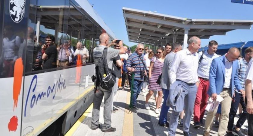 Na jednym bilecie przez całe Pomorze - czym jest Fala i kiedy ruszy?