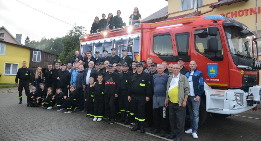 OSP Ostrzyce z nowym wozem bojowym