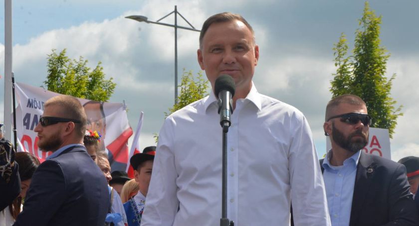Wyniki sondażowe: Andrzej Duda nadal prezydentem? Jego przewaga jest niewielka