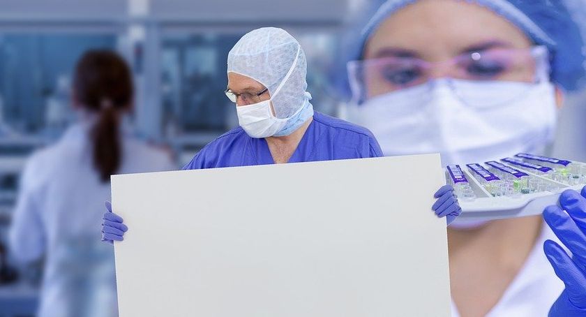 741 przypadków zakażenia koronawirusem i 39. zgon na Pomorzu