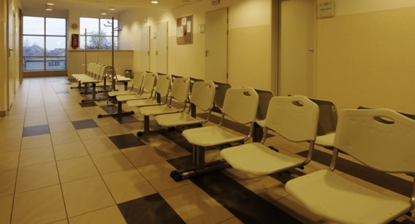 Jest nowe ognisko zakażeń  w gm. Sierakowice. Część pracowników ośrodka zdrowia na kwarantannie