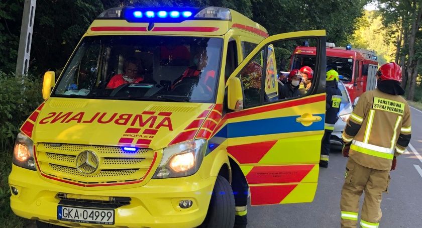 Ręboszewo. Szedł poboczem i zasłabł - nie żyje 45-latek
