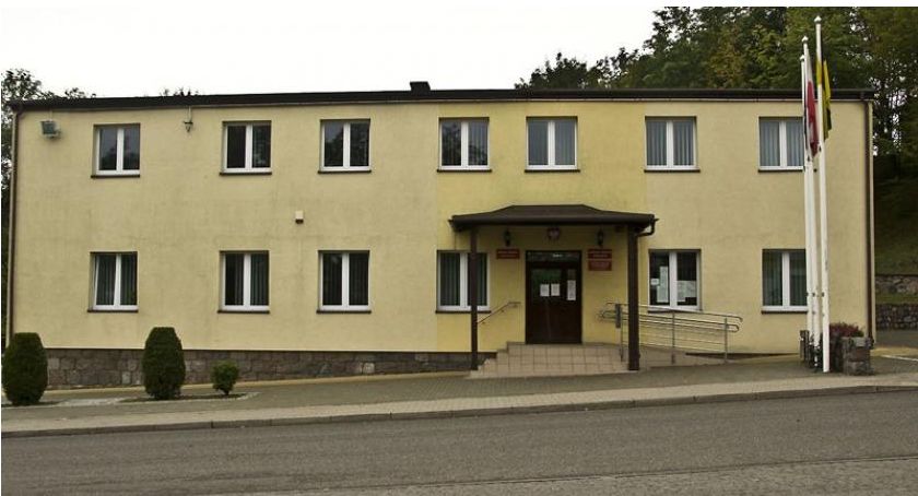 Radny z Sulęczyna zrezygnował z mandatu