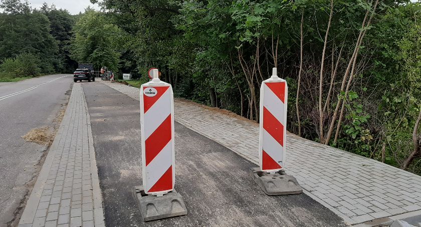 Trwa budowa trasy rowerowej na odcinku Ostrzyce - Kolano 