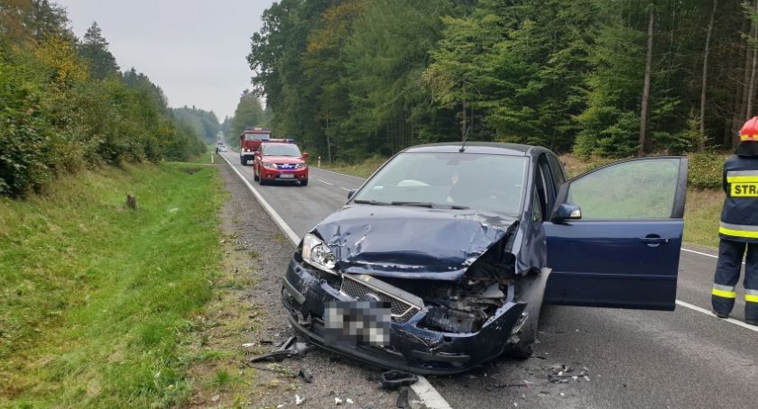 Egiertowo. Zderzenie dwóch pojazdów - droga zablokowana