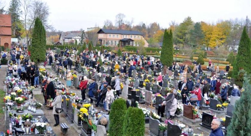 Co z dniem Wszystkich Świętych? Są zalecenia biskupa Ryszarda Kasyny