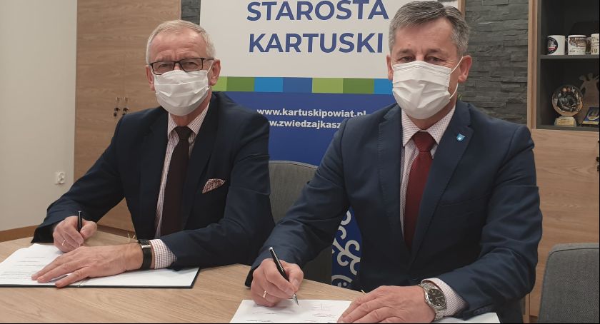 Umowa na dofinansowanie II etapu budowy hali ZSP w Przodkowie podpisana