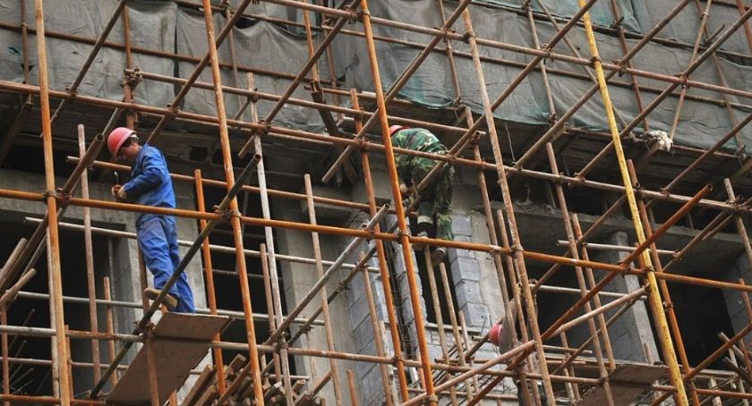 Goręczyno. 66-latek spadł z rusztowania. Zginął na miejscu 