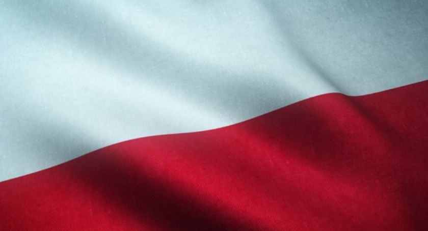 Dyktando dla każdego – napisz kartkówkę na Święto Niepodległości i wesprzyj cel charytatywny