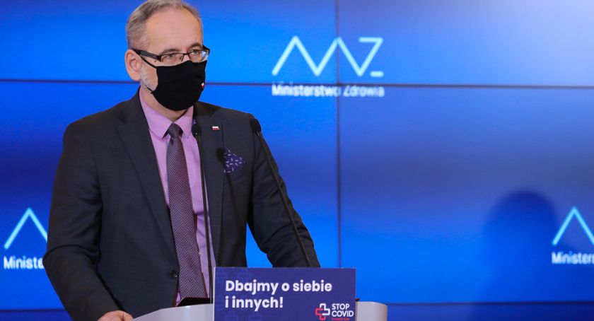 Minister zdrowia o świętach, Sylwestrze i feriach - jak będą wyglądały?