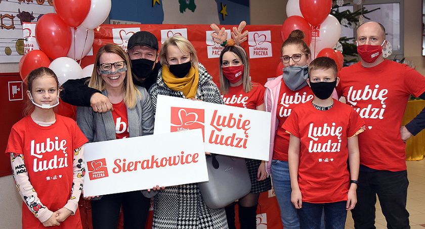 Szlachetna Paczka w Sierakowicach - niosą dobro i magię potrzebującym