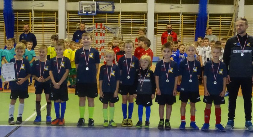 Amator Kiełpino i FC Gowidlino na podium dziesiątej kolejki Kiełpino Cup