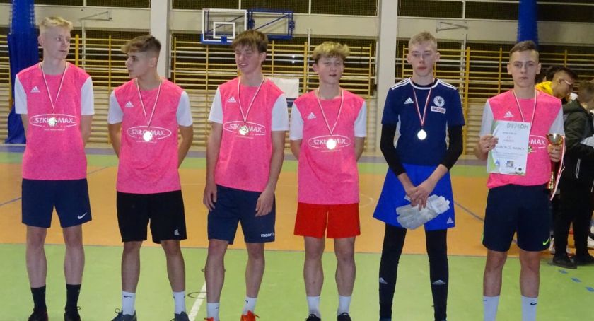 FC Godin ze zwycięstwem halowego turnieju Kiełpino Cup