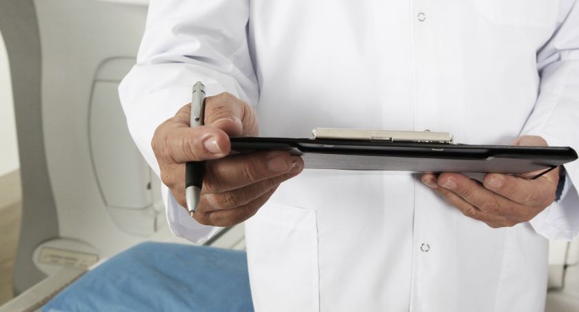 Zadbaj o siebie i nie daj się rakowi - skorzystaj z bezpłatnej cytologii i kolonoskopii